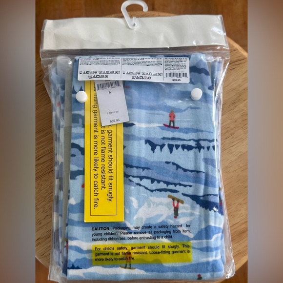 GAP Blue Ski Print Boys Pajama Set Size 8 - Picture 3 of 6